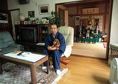 Buddhistprst i sitt hem, Japan
